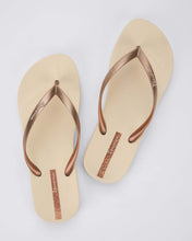 Load image into Gallery viewer, IPANEMA ANATOMIC SHINE FEM BEIGE/COPPER