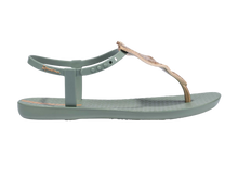 Load image into Gallery viewer, IPANEMA CLASS FLORA SANDAL FEM