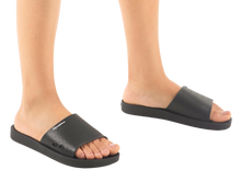 Load image into Gallery viewer, IPANEMA URBAN SLIDE AD BLACK
