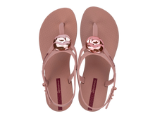 Load image into Gallery viewer, IPANEMA CLASS DARING SANDAL FEM
