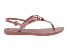 Load image into Gallery viewer, IPANEMA CLASS DARING SANDAL FEM
