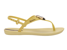 Load image into Gallery viewer, IPANEMA CLASS DARING SANDAL FEM
