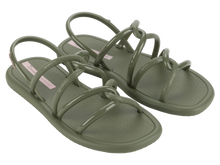 Load image into Gallery viewer, IPANEMA MEU SOL SANDAL AD GREEN/PINK, Front View
