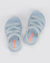 Load image into Gallery viewer, IPANEMA MEU SOL SANDAL BABY LIGHT BLUE/BLUE
