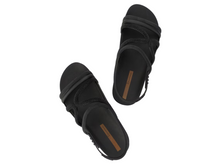 Load image into Gallery viewer, IPANEMA WALK SANDAL FEM
