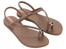 Load image into Gallery viewer, IPANEMA GLAM RING SANDAL
