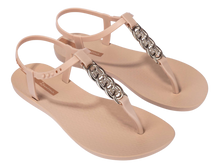 Load image into Gallery viewer, IPANEMA CLASS CHAIN SANDAL FEM
