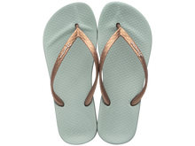 Load image into Gallery viewer, IPANEMA ANATOMIC TAN FEM GREEN/GOLD
