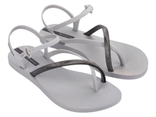 Load image into Gallery viewer, IPANEMA ELEGANT SANDAL FEM
