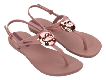 Load image into Gallery viewer, IPANEMA CLASS DARING SANDAL FEM

