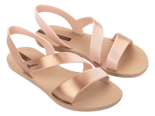 Load image into Gallery viewer, IPANEMA VIBE SANDAL FEM
